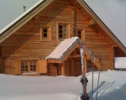 CHALET  le  LoupYétu  en  Bois massif