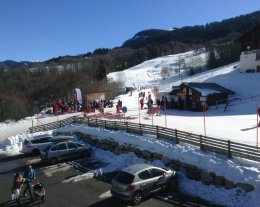 LE SCHUSS   PIED DES PISTES