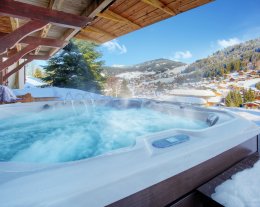 Chalet exclusif skis aux pieds pour 14 - jacuzzi et sauna
