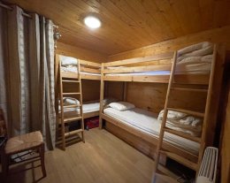 Les  Silènes  Logement 8 personnes dans Chalet