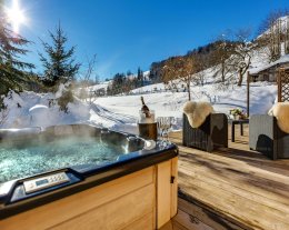 Vues imprenables et jacuzzi - pour 8