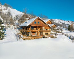 Au calme pour 10 avec sauna et jacuzzi