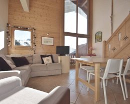 Polly, appartement pour 8 personnes, 3 chambres, grand balcon face aux pistes!