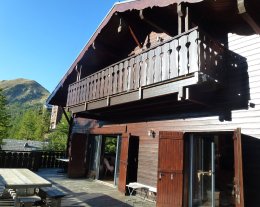 CHALET PRESTATIONS HAUT DE GAMME ET RAFFINEMENT A ISOLA 2000