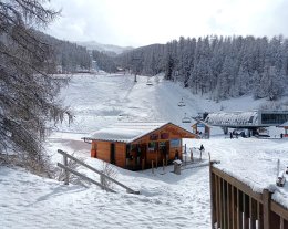 LES ORRES Pied des pistes en Front de neige pour 10 personnes