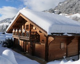 La Chevrière, très beau chalet authentique, vue panoramique , proche Megève