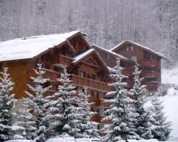 Triplex au coeur des Trois Vallées, ski aux pieds, piscine sauna hammam