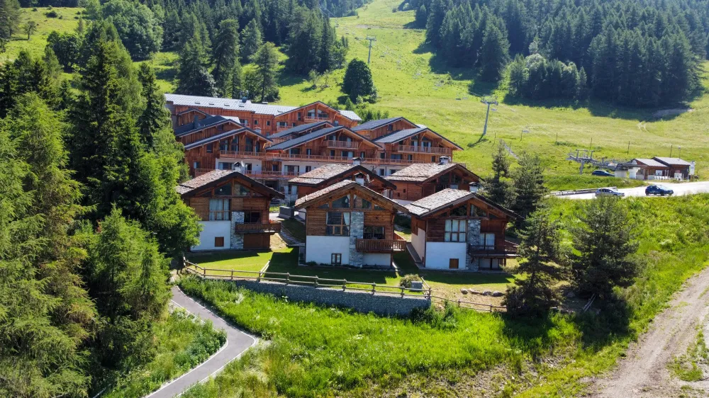 Chalet hérisson à plan-peisey 9 personnes 135m² (altitude 1650m)