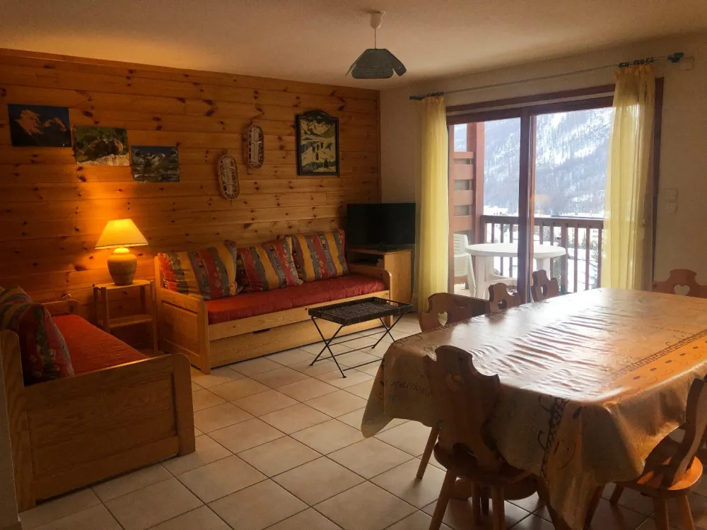 Ref. seite - sur les hauteurs de chantemerle au calme avec 3 chambres