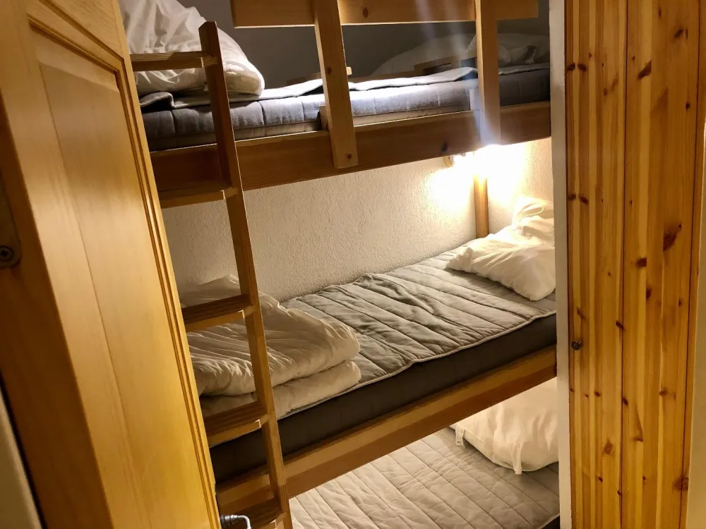 Mevel - dans une résidence récente avec 1 chambre et coin montagne