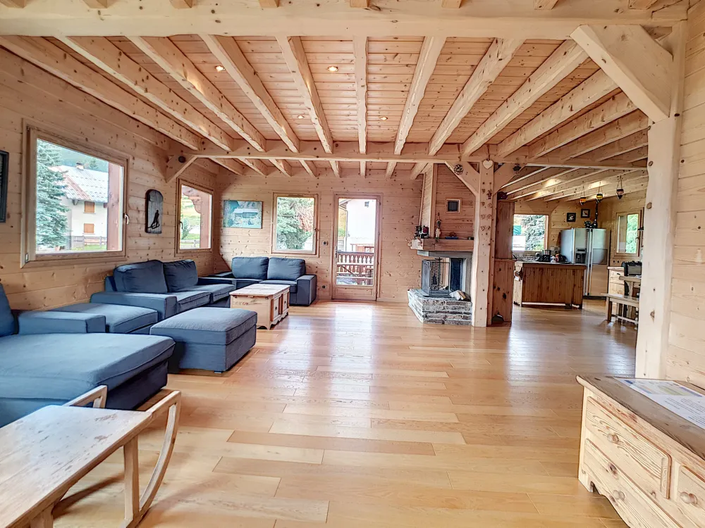 Chal schmoes - puy st vincent 1400. superbe chalet skis aux pieds (10 personnes)