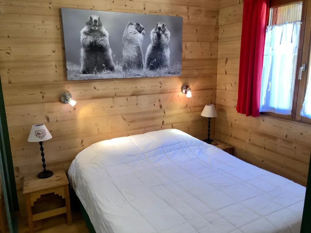 Lierm - pied de piste & decoration soignee