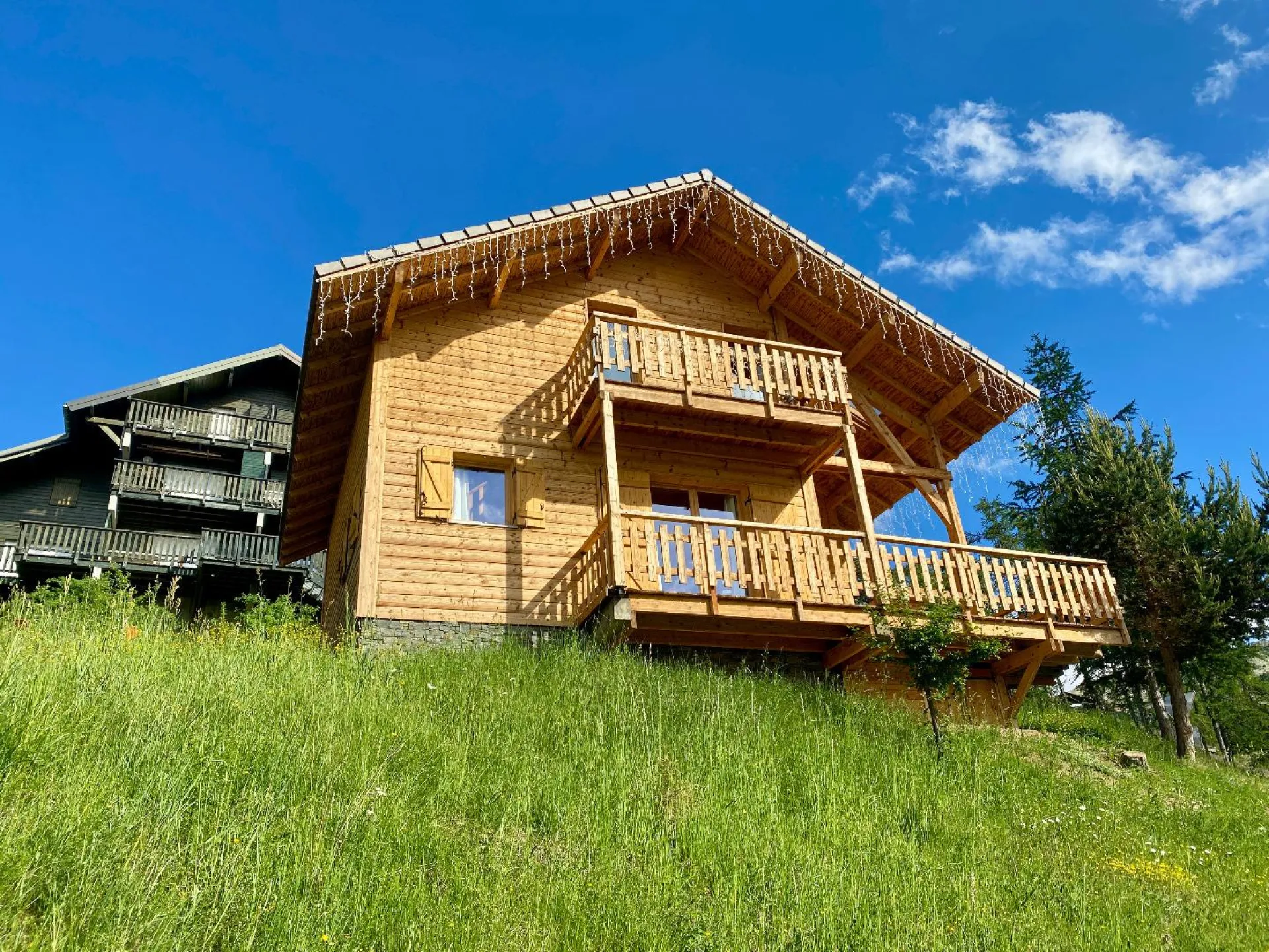 Chalet in summer at the start of the hiking trails