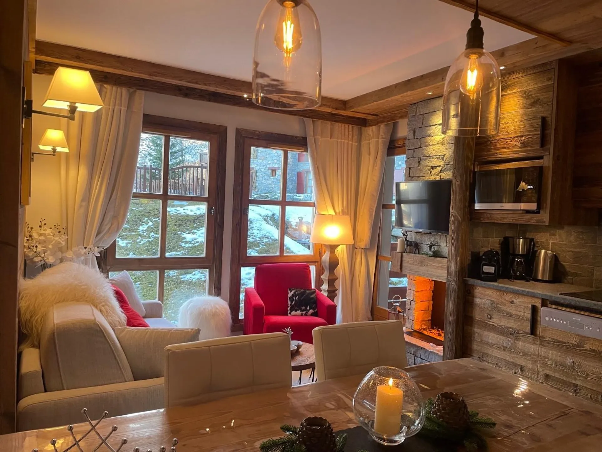 Les arcs 1950, ambiance chalet luxe 2/4pers dans résidence 5* skis aux pieds avec spa