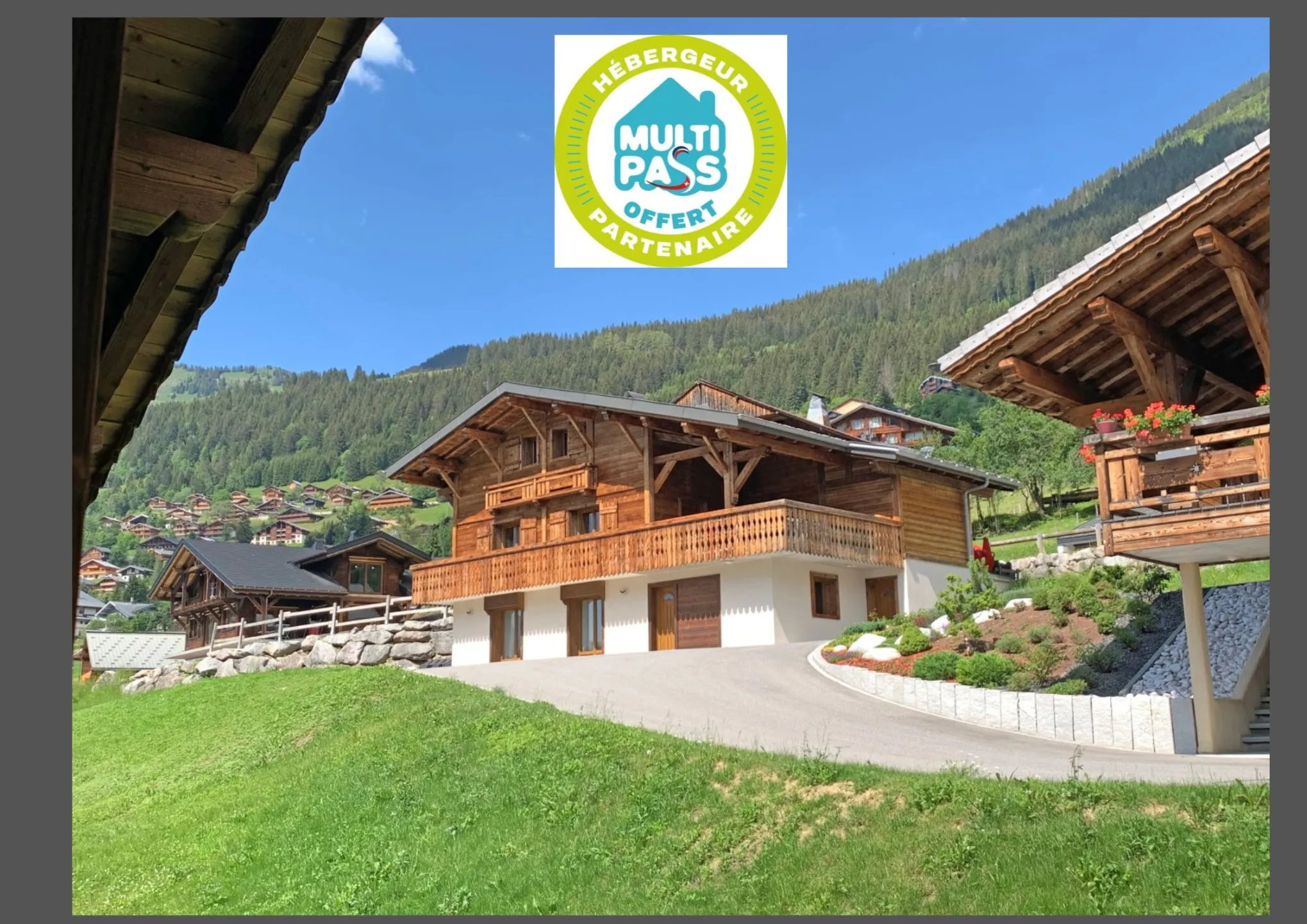 "chante bise" chalet de charme  avec spa - au cœur de l'extraordinaire domaine des portes du soleil