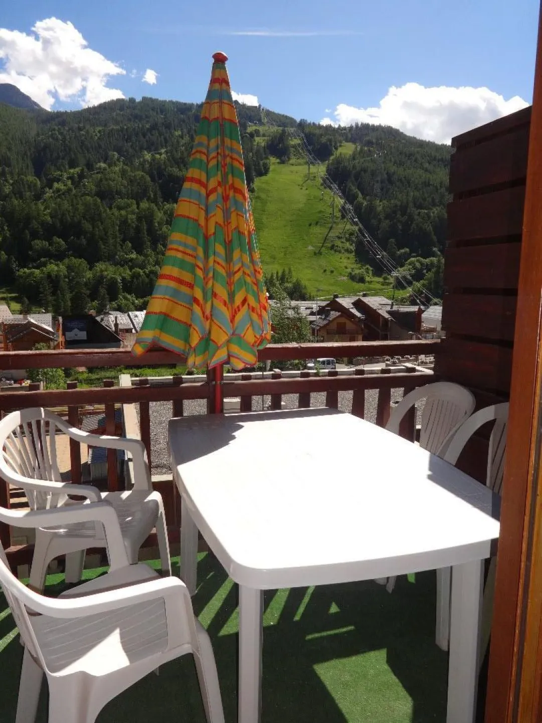 Morlana - charmant t2, balcon plein sud vue sur la piste luc alphand
