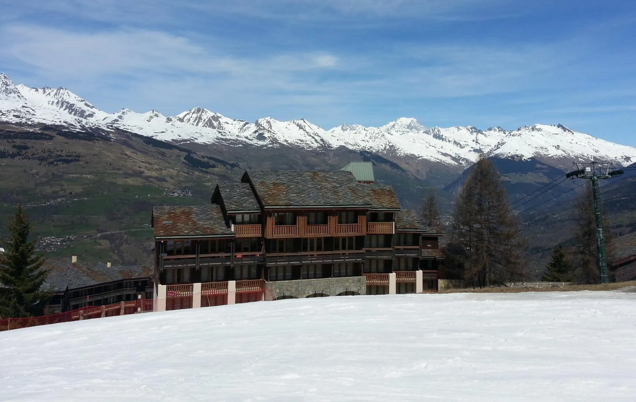 Vue de la résidence depuis les pistes