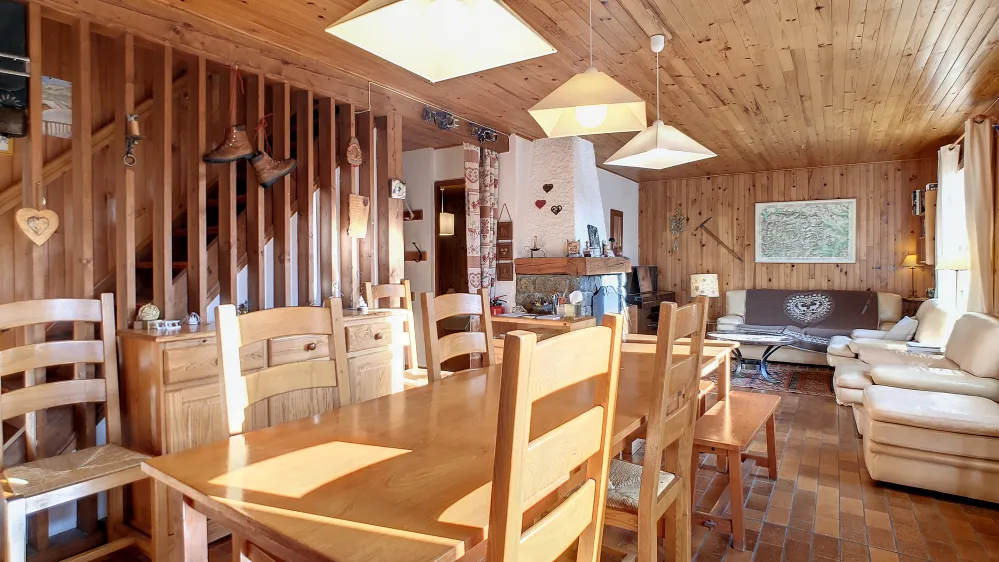 Chal beriozka - vallouise- chalet familial quartier la casse- 10 personnes