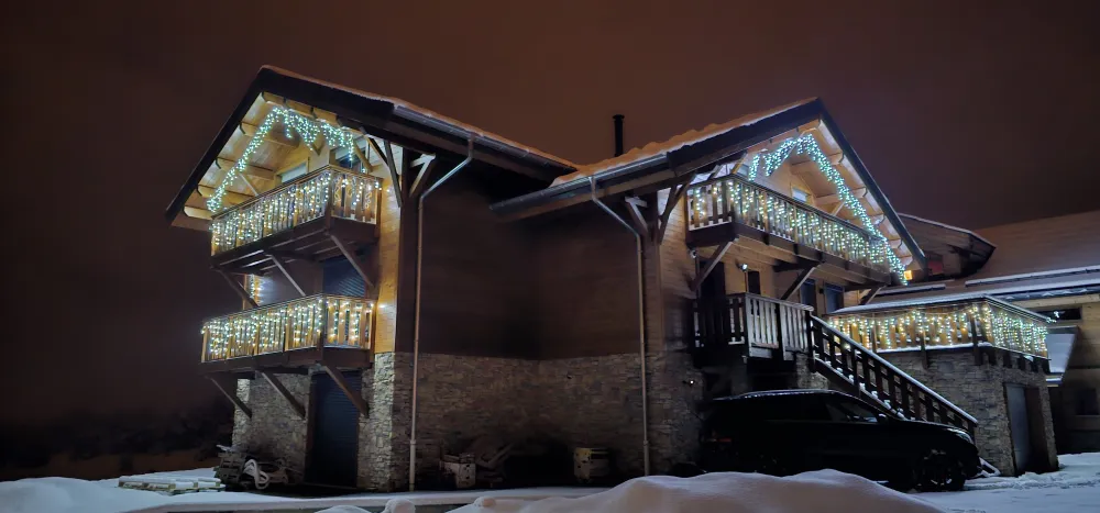 Le Chalet Alpina vue de Nuit