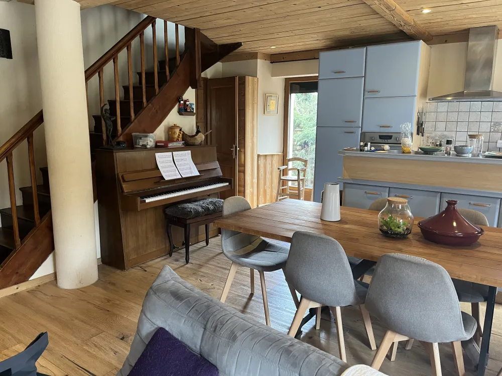 Charmante maison dans un style chalet au centre de villard de lans