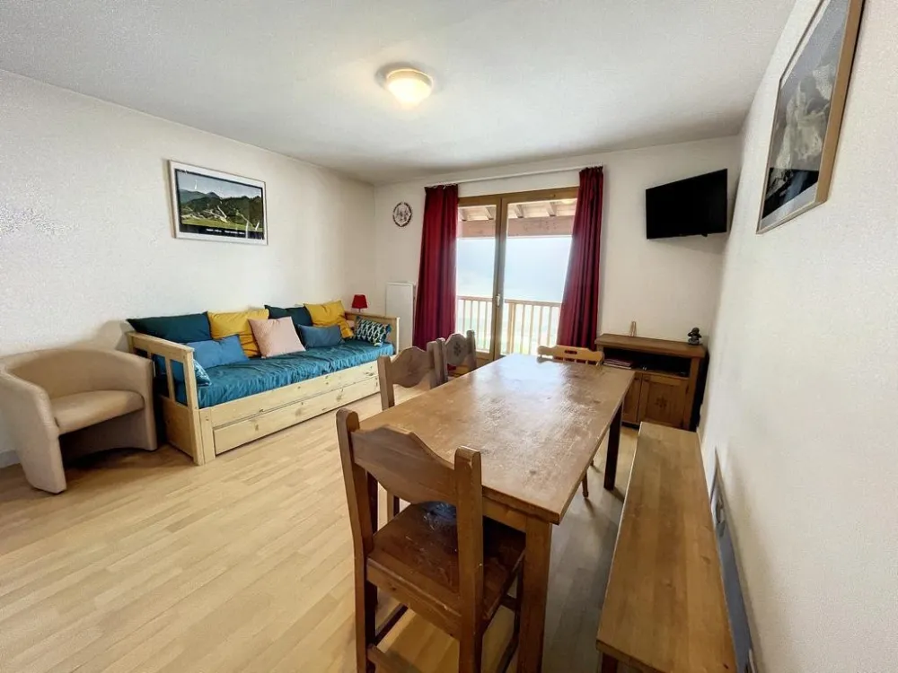 Appart. t2 de 48m² vue montagne - balcon 14m² - pieds des pistes