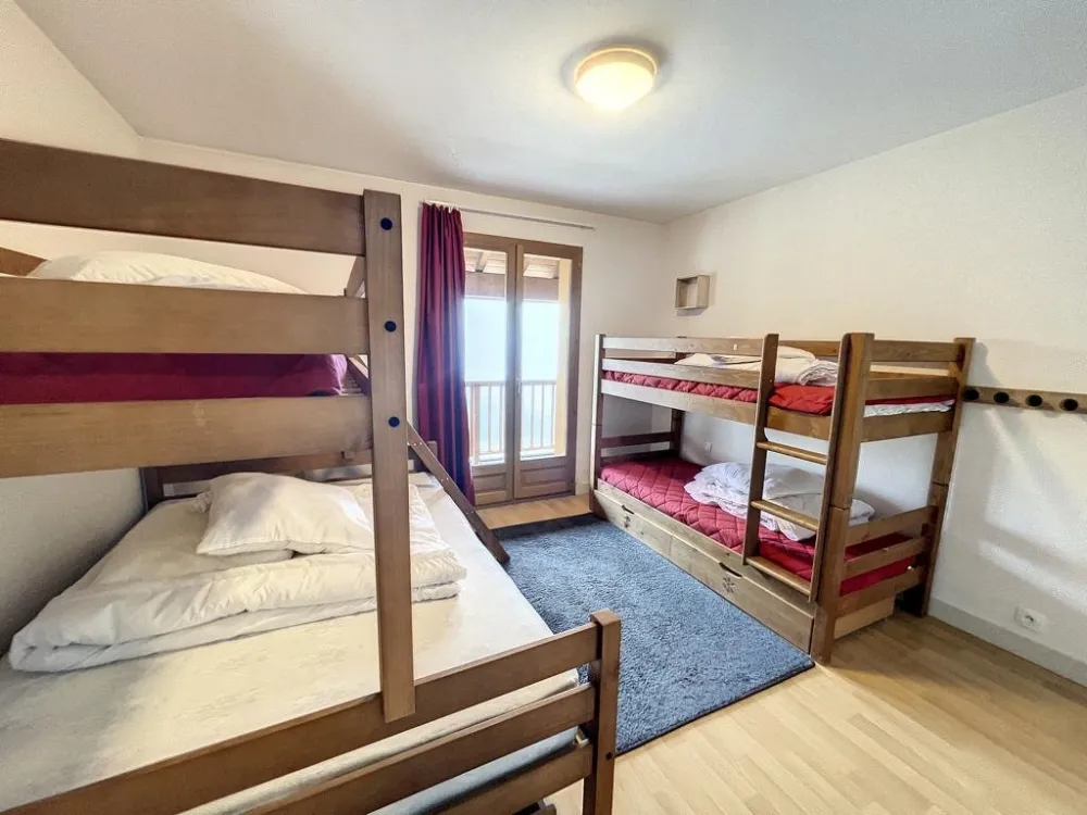 Appart. t2 de 48m² vue montagne - balcon 14m² - pieds des pistes