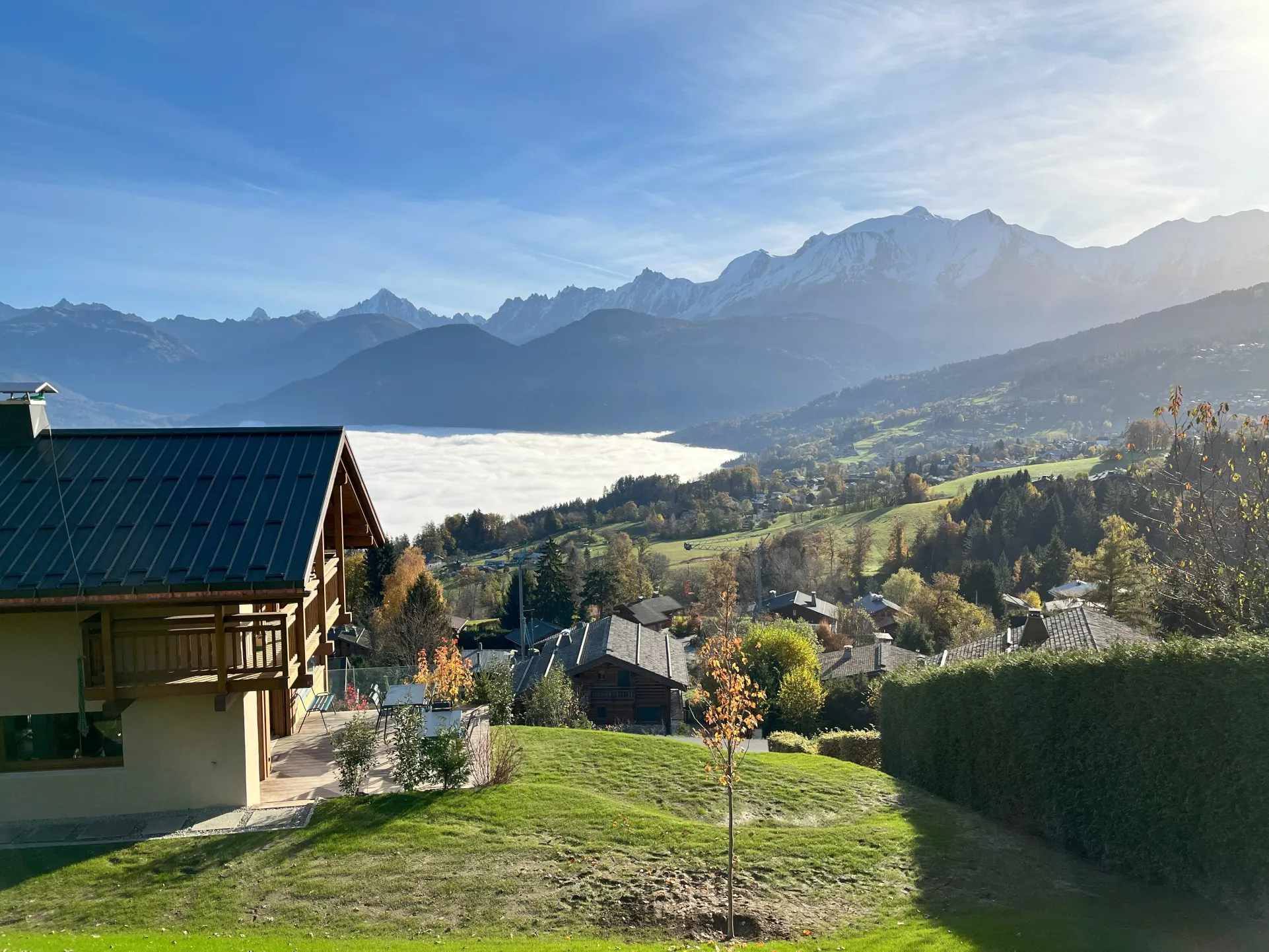Chalet neuf combloux / megève avec vue panoramique sur le mont-blanc 10-12 personnes / sauna & salle de firness