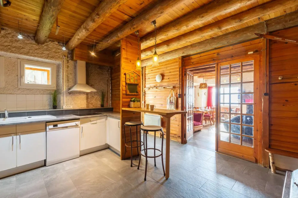 Chalet authentique familiale - saint-lary-soulan-7 couchages- station pla d'adet