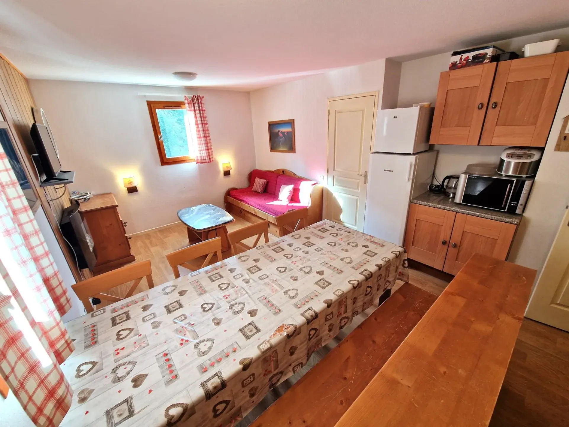 4 pièces 6/8 personnes 46 m²