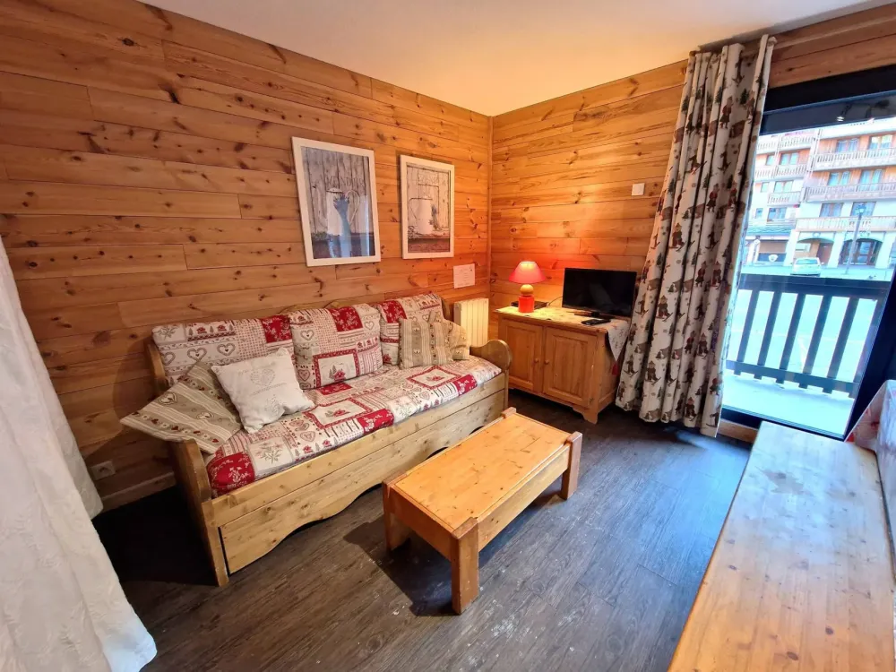 2 pièces+cabine 6/8 personnes coeur station 42m²