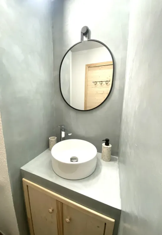 Studio 3 personnes en plein coeur station 19m²