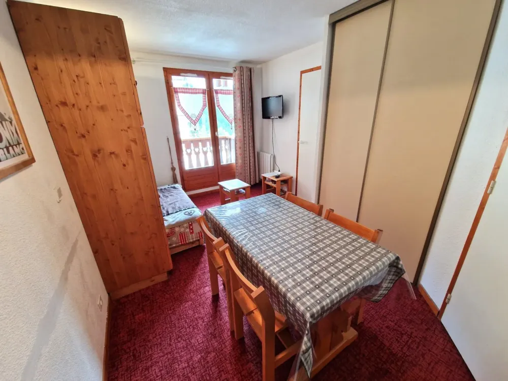 2 pièces 4 personnes 25m² centre station