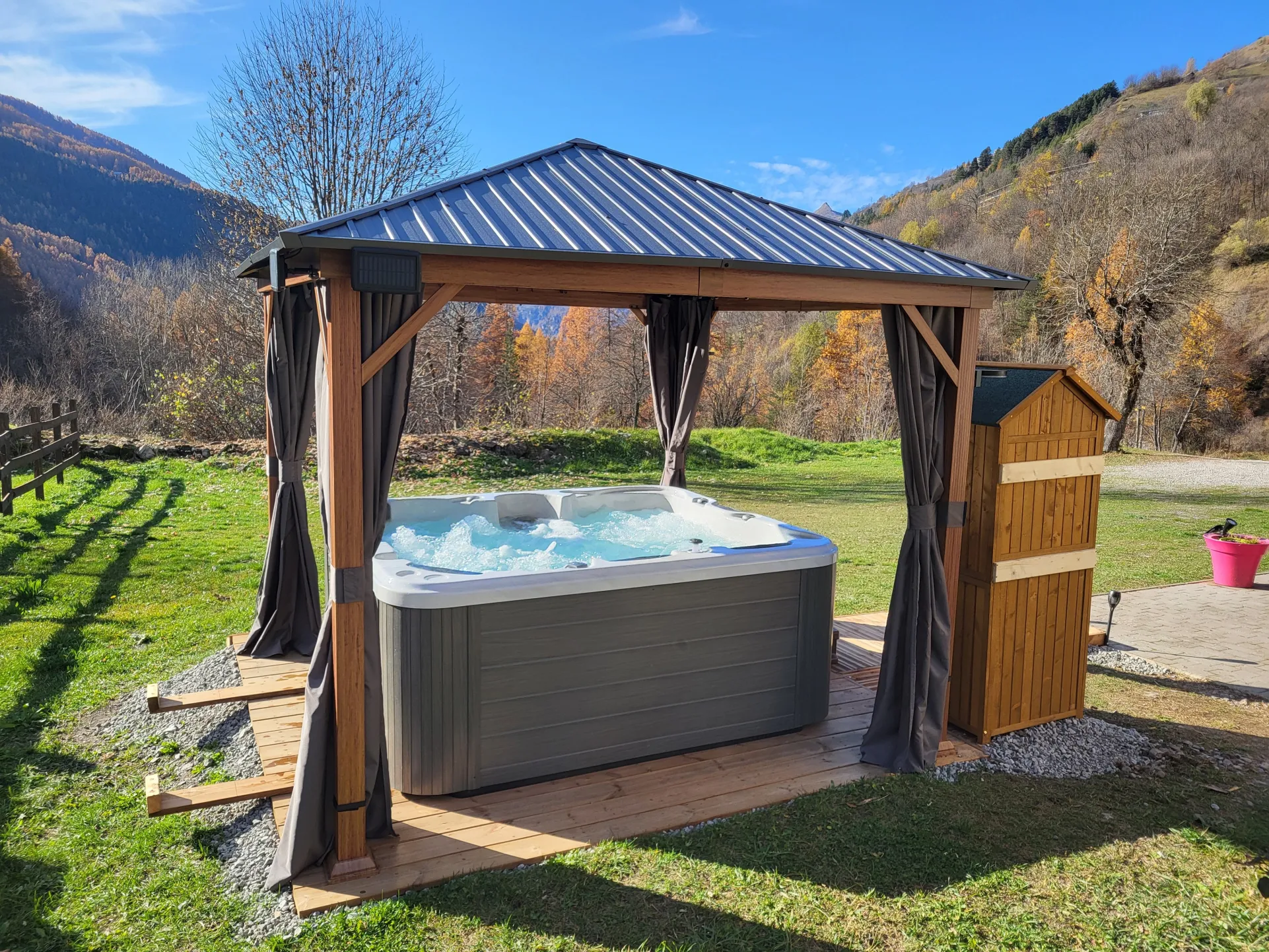 La Marmotte - Jacuzzi extérieur privatif