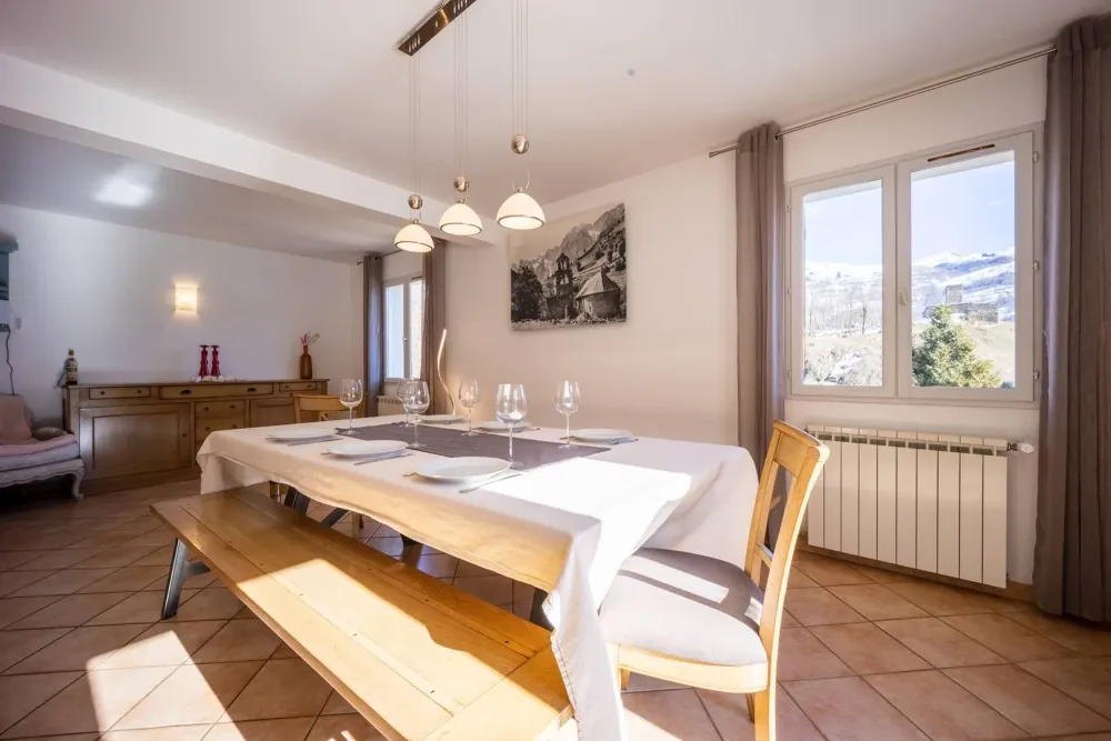 Maison pour 10 personnes genos, proche lac wifi garage