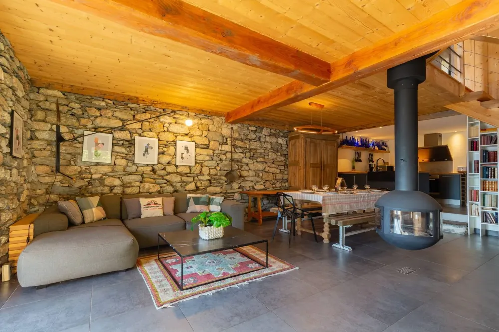 Chalet coup de cœur au cœur du village de soulan – wifi inclus