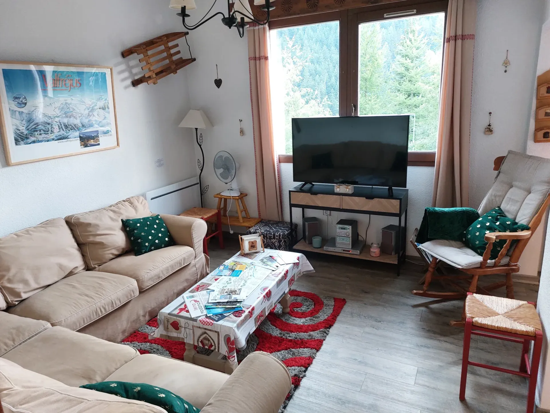 Valfrejus (73) appartement centre station pouvant accueillir de 6 à 13 personnes maxi