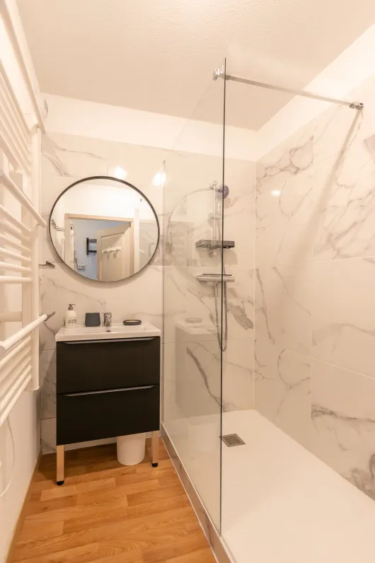 grande douche à l'italienne