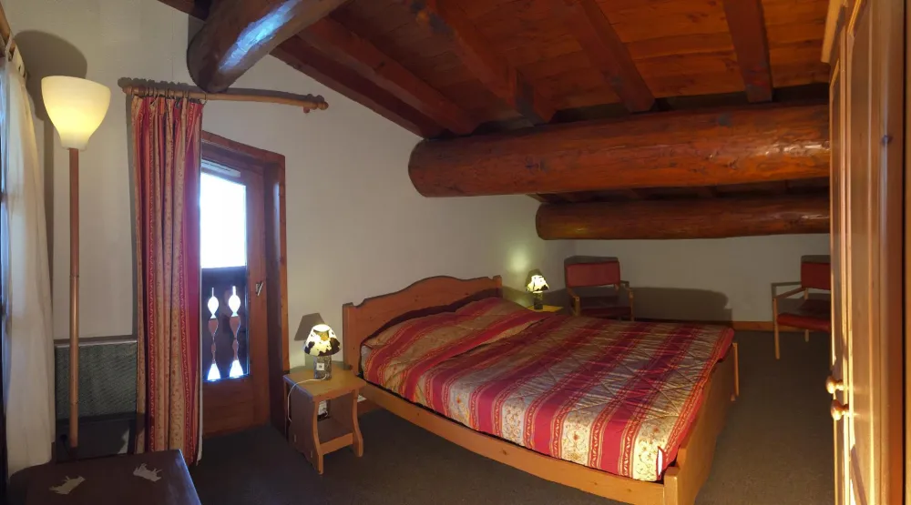 chambre double en mezzanine