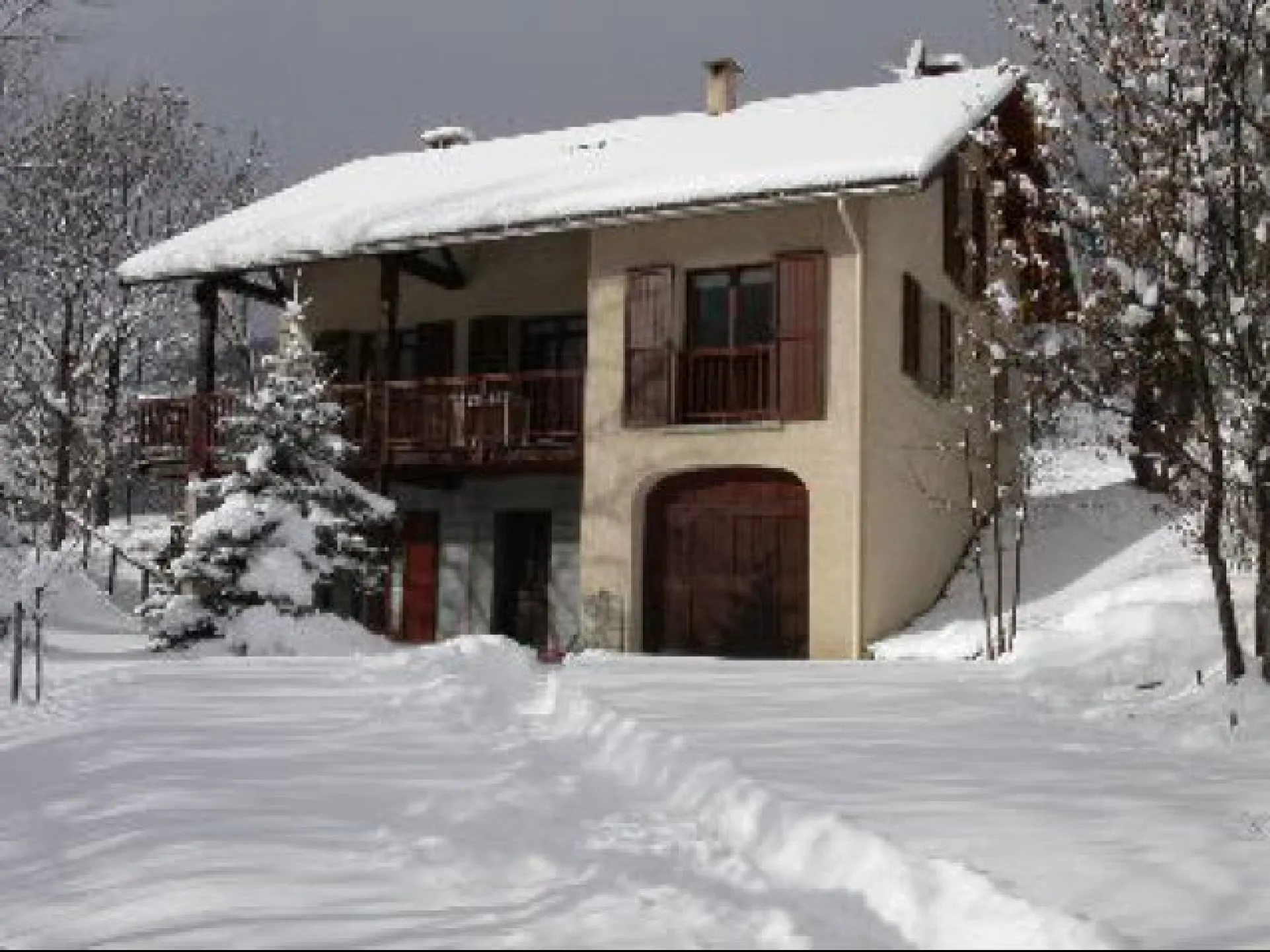 Le chalet l'hiver...