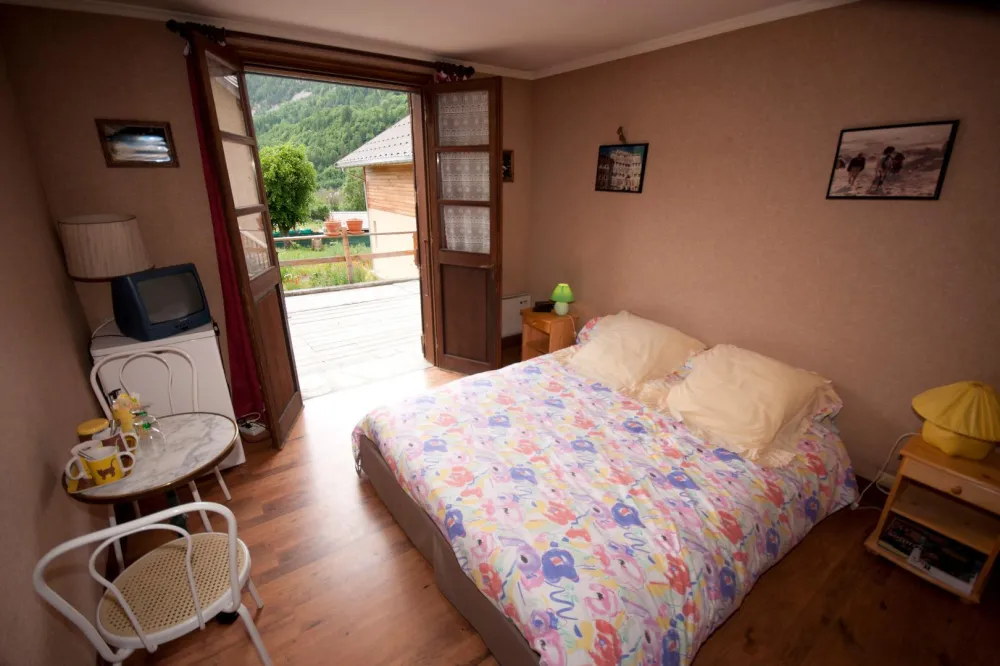 Chambre double optionnelle (si 5 pers et +).