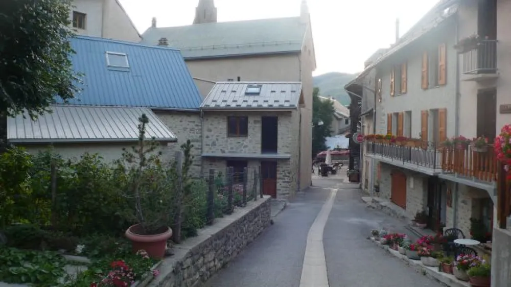 maison dans le village