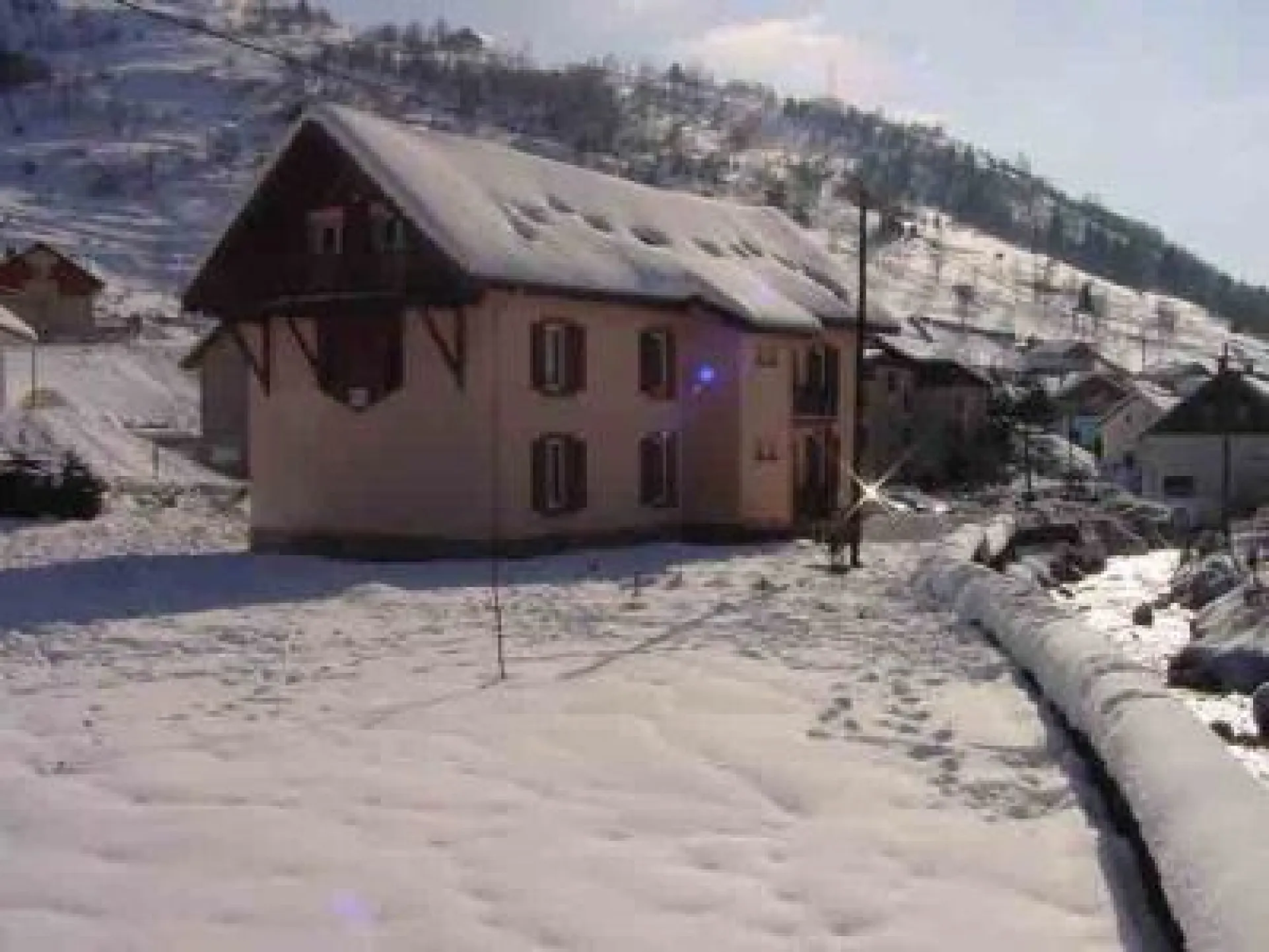 Résidence du Chajoux en hiver
8 gites (de 2 à 6 pers)