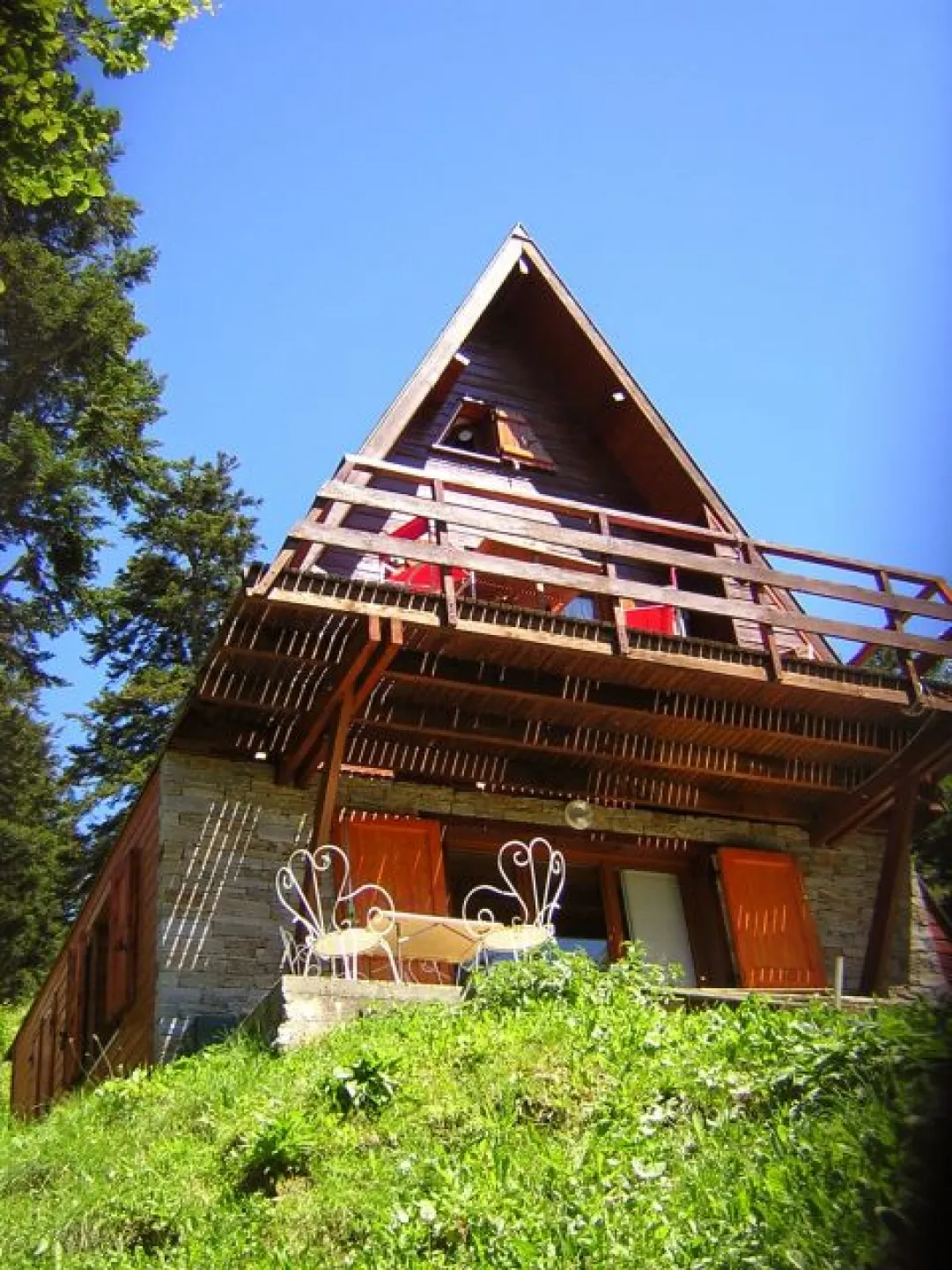 Vue de face du chalet