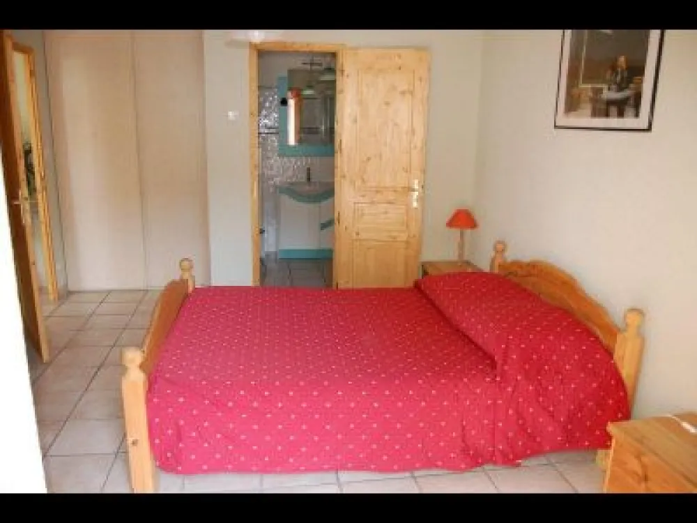 Chambre 1 salle de bain privative