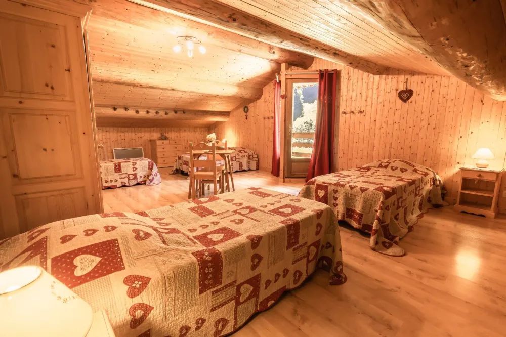 chambre 4 lits étage