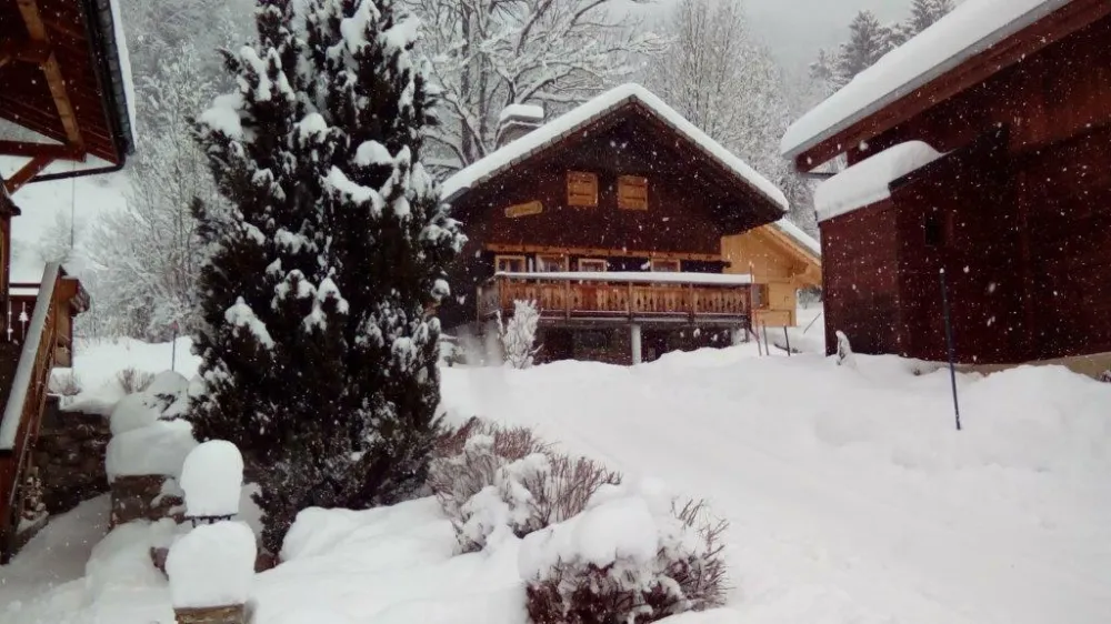 Chalet privatif 4 à 12 personnes au cœur des portes du soleil, près de châtel la panthiaz, la chapelle-d'abonda