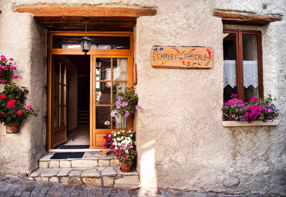 Entrée, extérieur