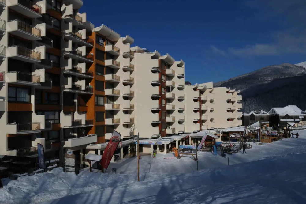 vue de l'immeuble l'Agnelin D
