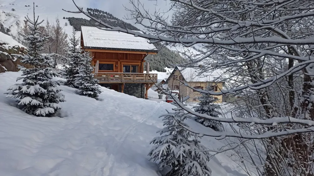 Chalet au bord des pistes