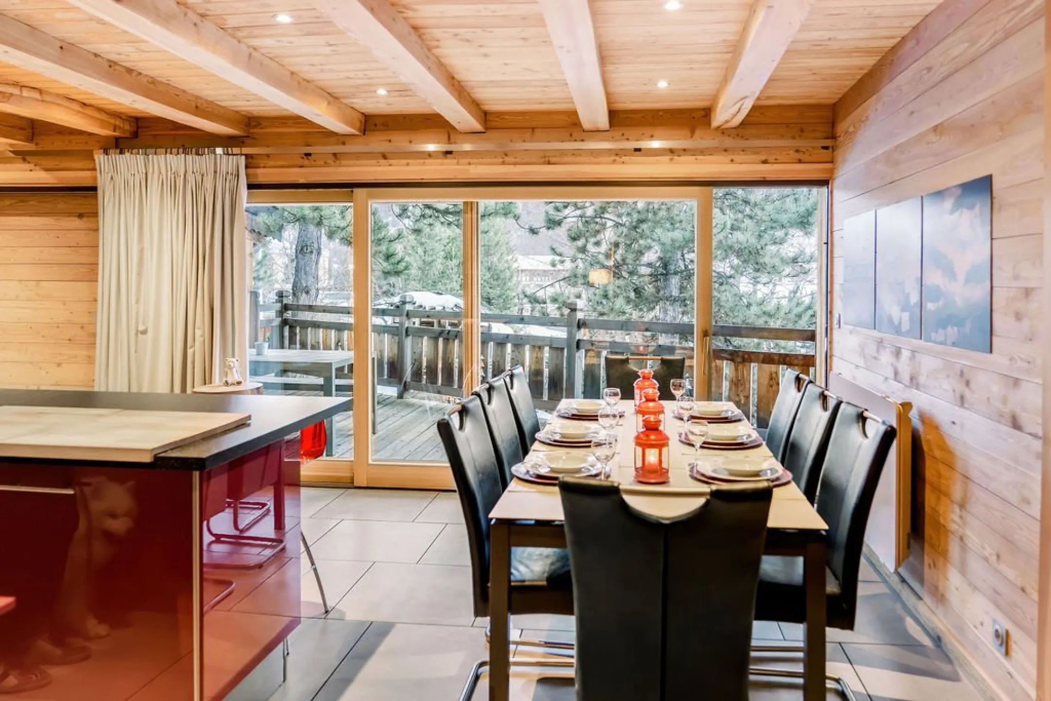 L'everest, chalet ****, à 200 m des remontées mécaniques et de tous les commerces, séjour sans voiture